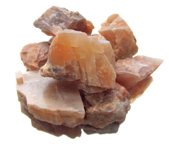 Peach Moonstone and its healing properties